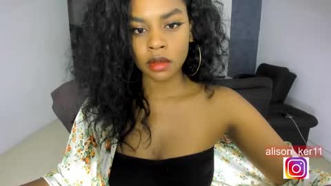 Snapshot of alison_ker chatting on 12/04/24, 10:13 Sofias house online show from 12/04/24, 10:13