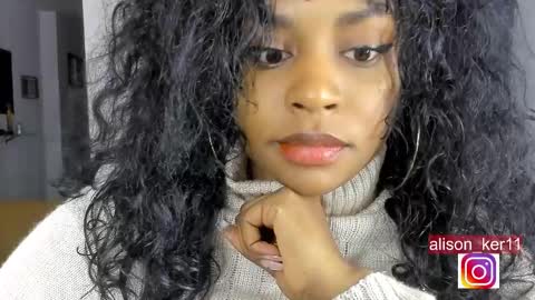 Snapshot of alison_ker chatting on 12/15/24, 08:41 Sofias house online show from 12/15/24, 08:41