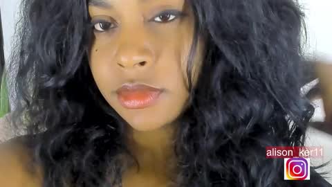 Snapshot of alison_ker chatting on 01/31/25, 01:12 Sofias house online show from 01/31/25, 01:12