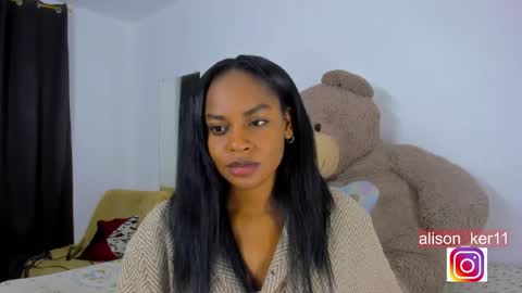 Snapshot of alison_ker chatting on 02/23/25, 10:49 Sofias house online show from 02/23/25, 10:49
