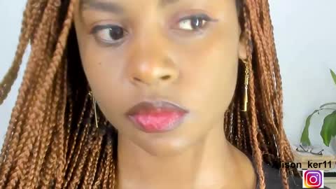 Snapshot of alison_ker chatting on 09/15/25, 02:11 Sofias house online show from 09/15/25, 02:11