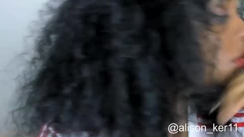 Snapshot of alison_ker chatting on 10/13/25, 01:38 Sofias house online show from 10/13/25, 01:38