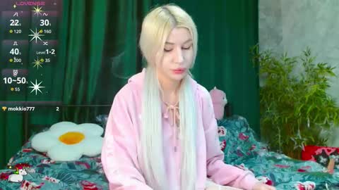 Snapshot of alison_moonlight chatting on 03/06/26, 07:54 Alison online show from 03/06/26, 07:54