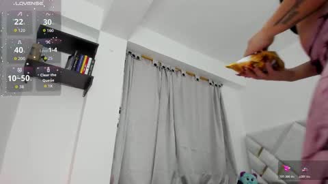 Snapshot of alison_thomas1 chatting on 03/03/26, 02:23 alison online show from 03/03/26, 02:23