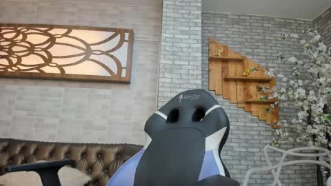 alisonn_doll online show from 02/02/26, 06:39