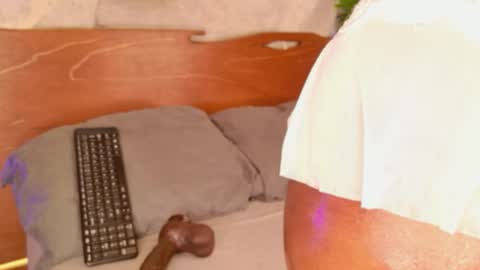 Alison Moon  online show from 03/07/26, 10:29