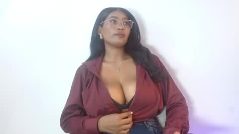 Snapshot of alissa_smith_ chatting on 04/28/26, 01:27 alissa_smith_ online show from 04/28/26, 01:27