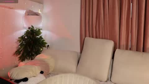 Alissa online show from 03/01/25, 12:34