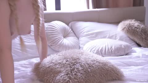 Alissa online show from 03/05/25, 01:17