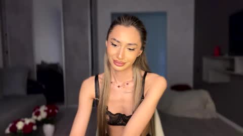Snapshot of alissadreams chatting on 06/05/26, 04:13 Alissa online show from 06/05/26, 04:13