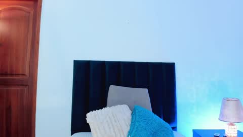 AlissaNix online show from 12/29/24, 12:09