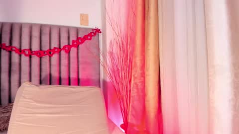 AlissaNix online show from 02/16/25, 04:31