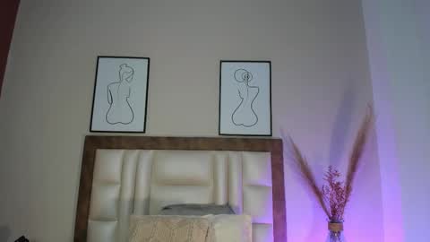 AlissaNix online show from 10/15/25, 07:14