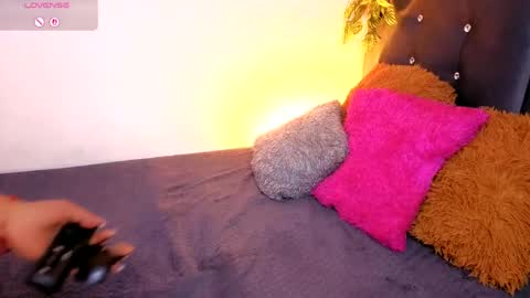 alisse_xx online show from 05/13/26, 03:04