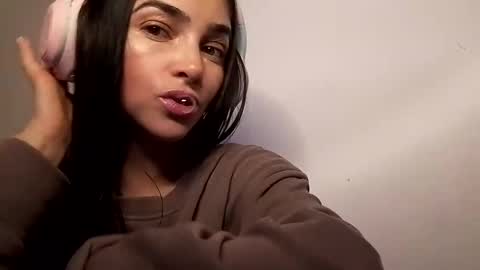 Alisson369  online show from 02/19/25, 05:38