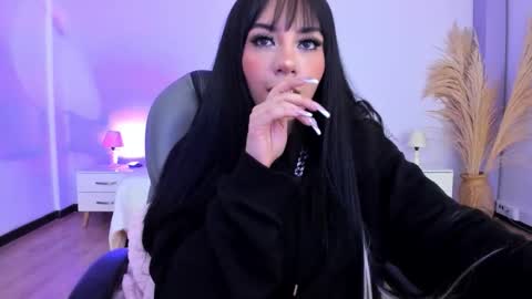 alisson__cortez online show from 10/21/25, 04:57