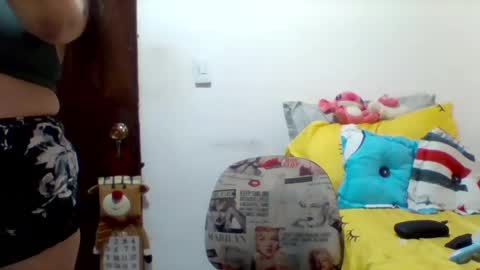 Snapshot of alisson_brand chatting on 01/09/25, 06:04 alisson brand online show from 01/09/25, 06:04