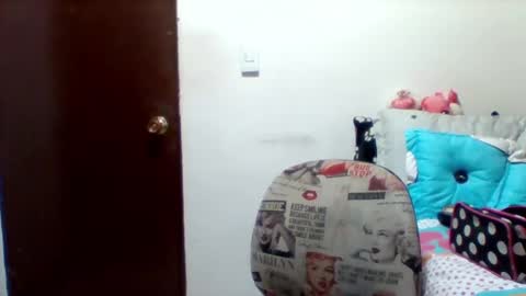 Snapshot of alisson_brand chatting on 02/13/25, 11:50 alisson brand online show from 02/13/25, 11:50