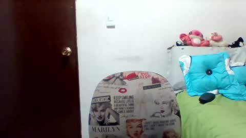 Snapshot of alisson_brand chatting on 02/22/25, 02:19 alisson brand online show from 02/22/25, 02:19