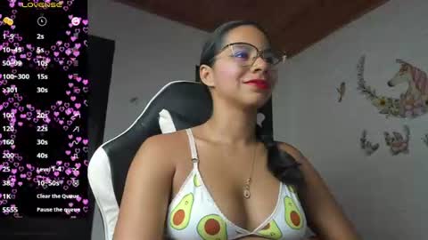 Snapshot of alisson_hoffman05 chatting on 06/22/26, 09:45 Alisson hoffman05 online show from 06/22/26, 09:45