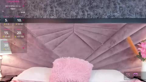 Snapshot of alisson_thompson_ chatting on 02/22/25, 01:33 alisson_thompson_ online show from 02/22/25, 01:33