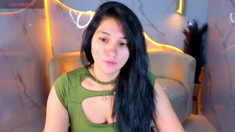 Snapshot of alisson_tx_ chatting on 05/30/26, 07:44 alisson_tx_ online show from 05/30/26, 07:44