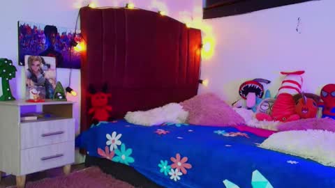 Alisson IG alisson zafiro27 online show from 11/02/25, 03:20