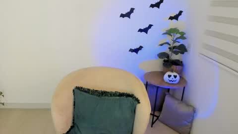 Snapshot of alissonkisses chatting on 10/26/25, 04:29 alisson online show from 10/26/25, 04:29