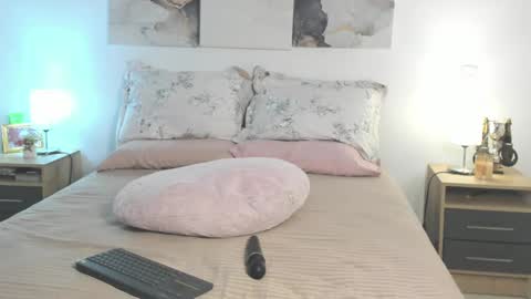 Goddess  online show from 02/16/25, 12:41