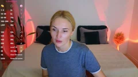 alisssarose online show from 10/04/25, 03:54