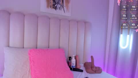 Snapshot of alissyadanger chatting on 10/10/25, 03:16 TATIS online show from 10/10/25, 03:16