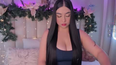 Snapshot of alissyadanger chatting on 12/21/25, 02:19 TATIS online show from 12/21/25, 02:19