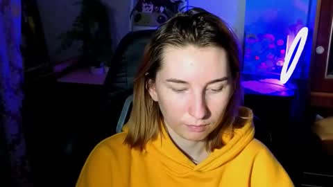 Snapshot of alisun_ chatting on 10/17/25, 03:36 A L I C E  online show from 10/17/25, 03:36