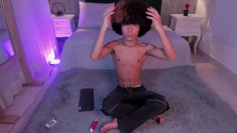  Alexis Etereo  online show from 04/16/26, 07:36