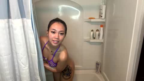 Alixxa Skye online show from 10/24/25, 09:17
