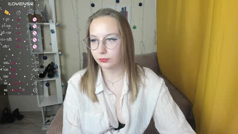 aliya_reid online show from 01/12/25, 04:42