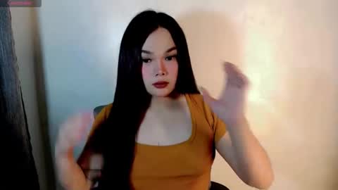 A CUTE GIRL NAME ALIYAH online show from 04/15/26, 06:31