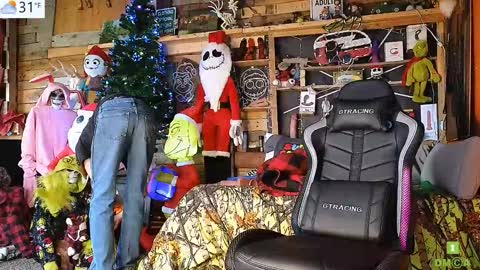 Snapshot of allan_arod chatting on 12/02/24, 08:22 Allan arod online show from 12/02/24, 08:22