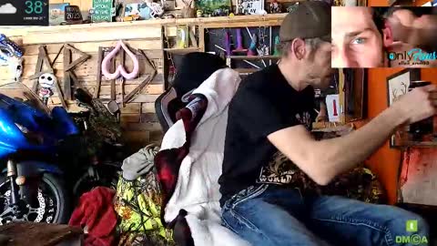 Snapshot of allan_arod chatting on 02/23/25, 08:33 Allan arod online show from 02/23/25, 08:33