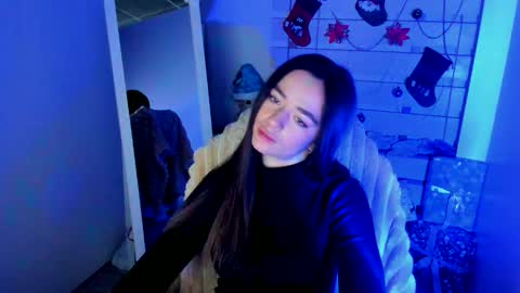 Allana online show from 12/17/25, 07:14