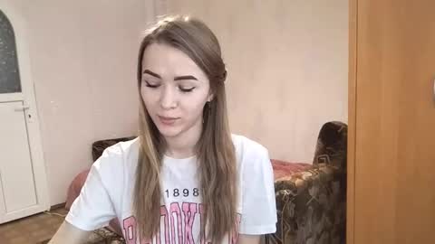 Anna online show from 11/21/25, 08:35