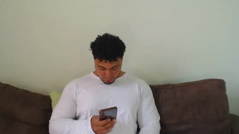 Snapshot of allen_ferrer10 chatting on 04/11/26, 05:17 allen_ferrer10 online show from 04/11/26, 05:17