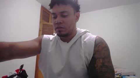 Snapshot of allen_ferrer10 chatting on 05/07/26, 03:12 allen_ferrer10 online show from 05/07/26, 03:12