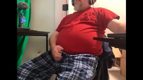 Allergictolove online show from 03/04/25, 01:01