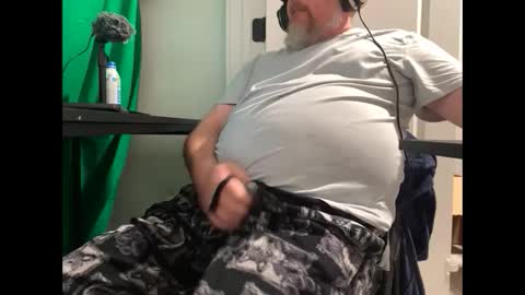 Allergictolove online show from 03/05/25, 12:27