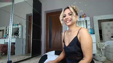 Snapshot of allesya23 chatting on 06/23/26, 10:13 onlyfansallesya23 online show from 06/23/26, 10:13