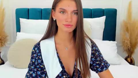 Lexi online show from 09/13/25, 05:24