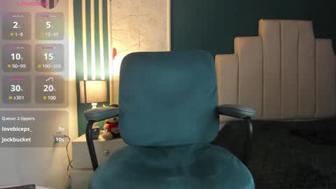 Snapshot of allexcano chatting on 02/17/25, 02:59 Allex online show from 02/17/25, 02:59