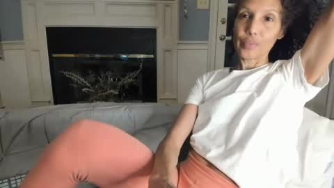 wishlist on bio online show from 03/07/25, 02:36