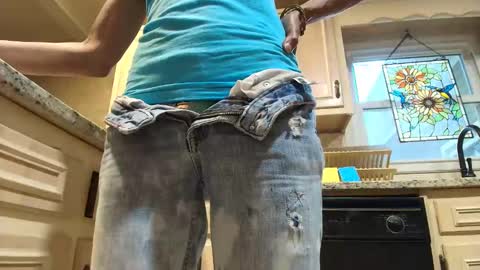 wishlist on bio online show from 10/09/25, 07:45